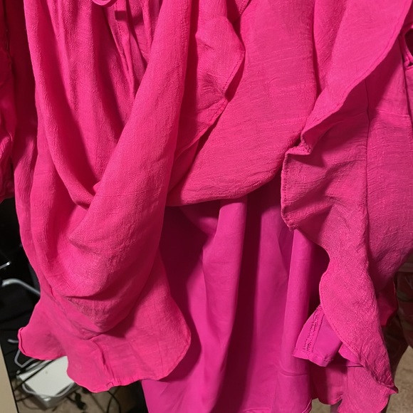 Cute sleeve detailed blouse - Picture 3 of 6